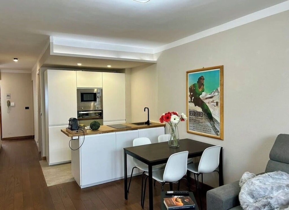 Classic Double or Twin Room, 1 Double Bed with Sofa bed, Balcony, Mountain View
