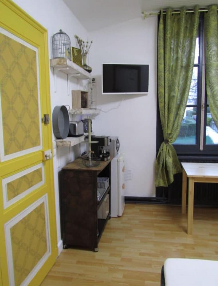 Economy Room photo 3