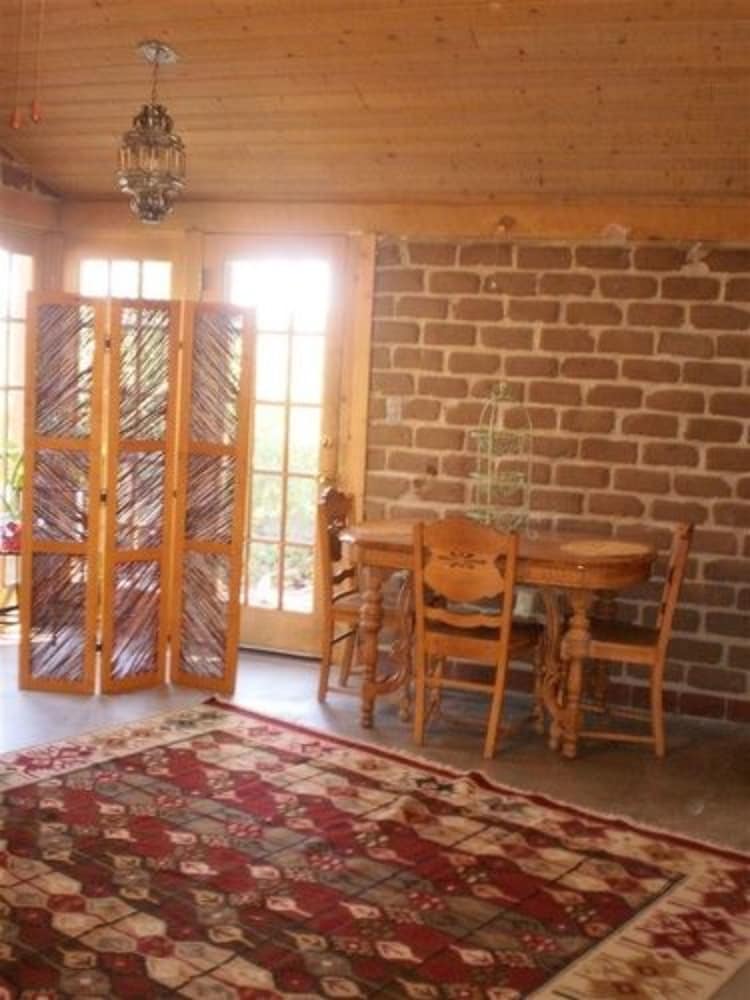 Room (Cliffrose Suite) photo 2