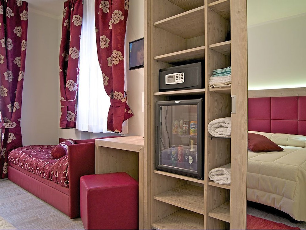 Comfort Triple Room photo 2