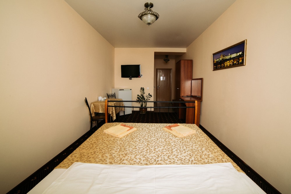 Basic Double Room, Private Bathroom