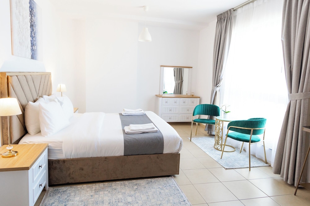 Deluxe Apartment, 2 Bedrooms, Balcony, Sea View photo 3