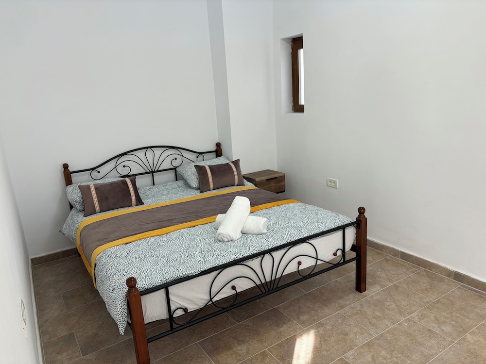 City Apartment photo 3