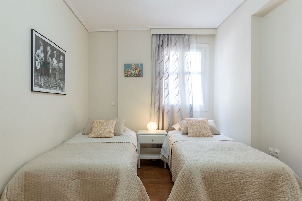 Family Apartment photo 3