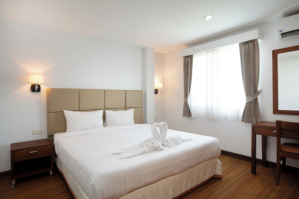 Royal Family Suites 4 Bedrooms photo 2