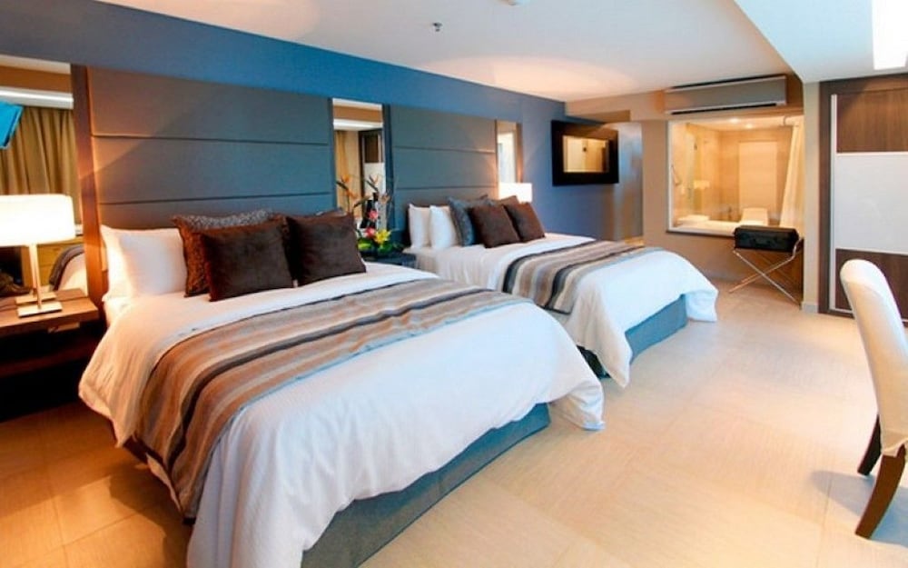 Junior Double Room, Pool View photo 1