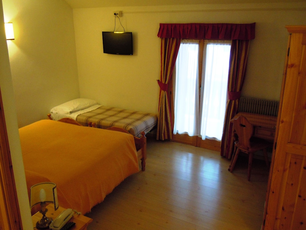 Triple Room photo 2