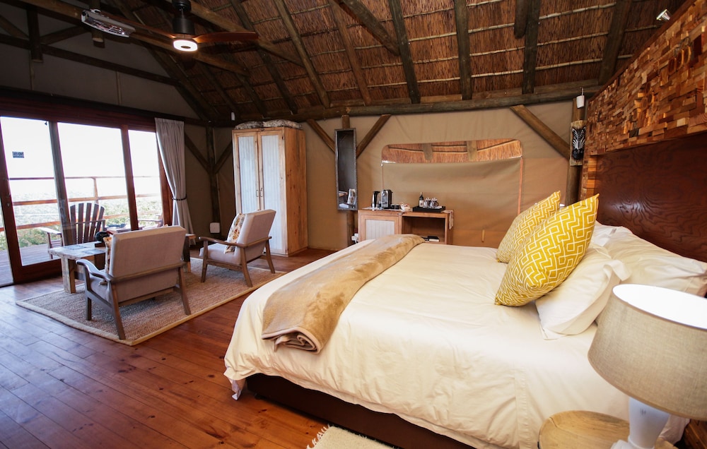 Country Luxury Safari Tent photo 1