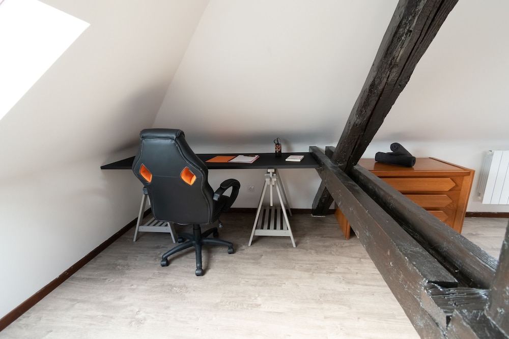 Warm Familiar Apartment - Photo 20