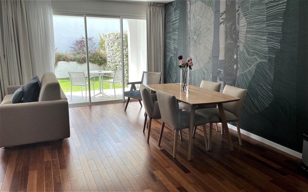 Family Suite, 2 Bedrooms, Terrace photo 3