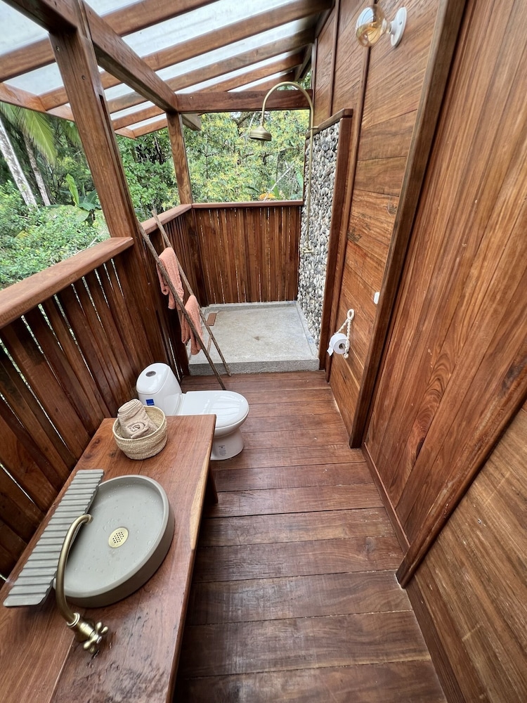 Quadruple Room, Beach View photo 3