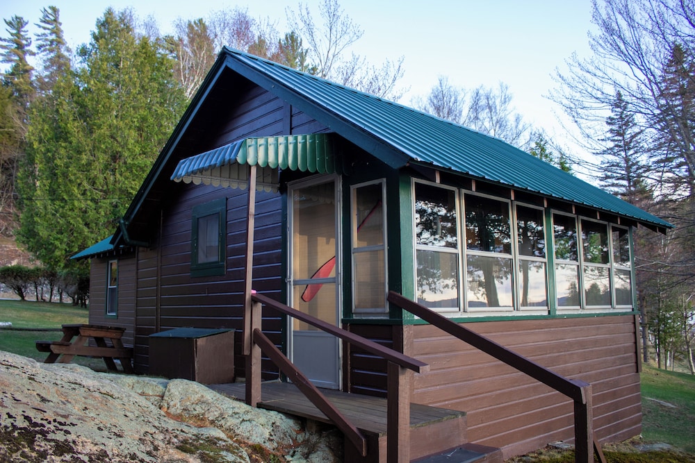 Cabin photo 2
