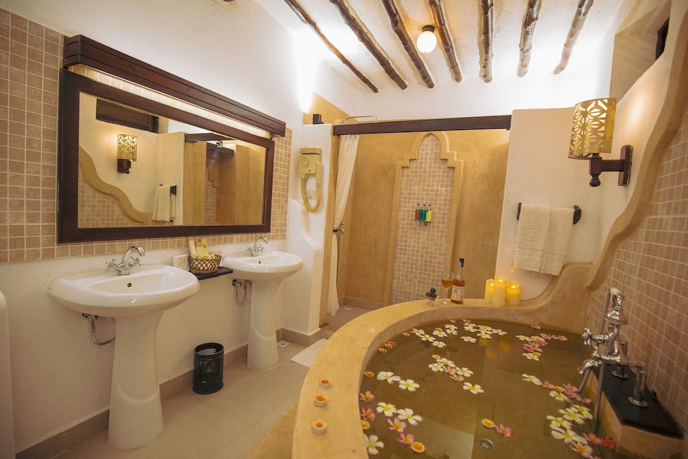 Junior Studio Suite, 1 Double Bed, Garden View
