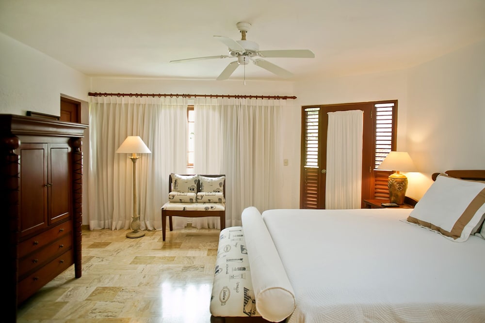 Villa, 1 King Bed, Non Smoking