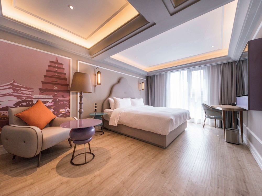 Privilege, Room, 1 King Bed