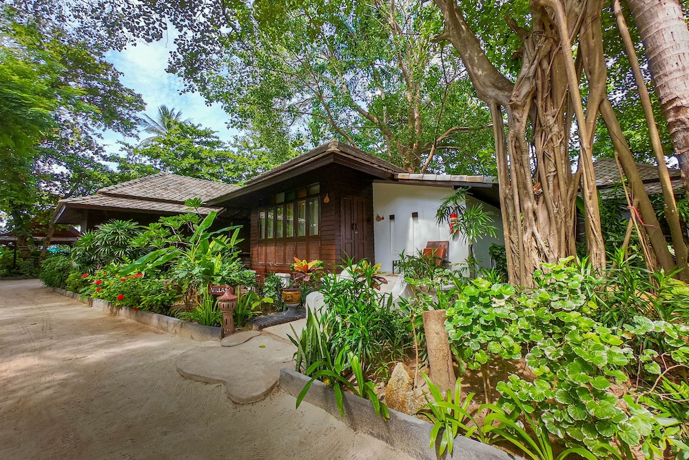 Garden Bungalow (Garden View) - Photo 3