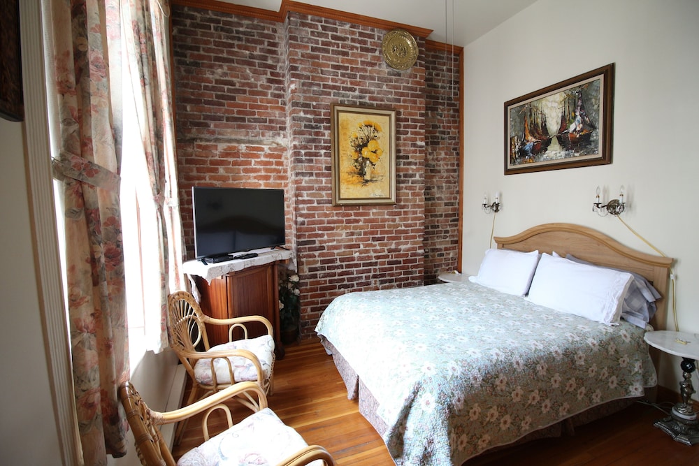 Standard Room photo 1