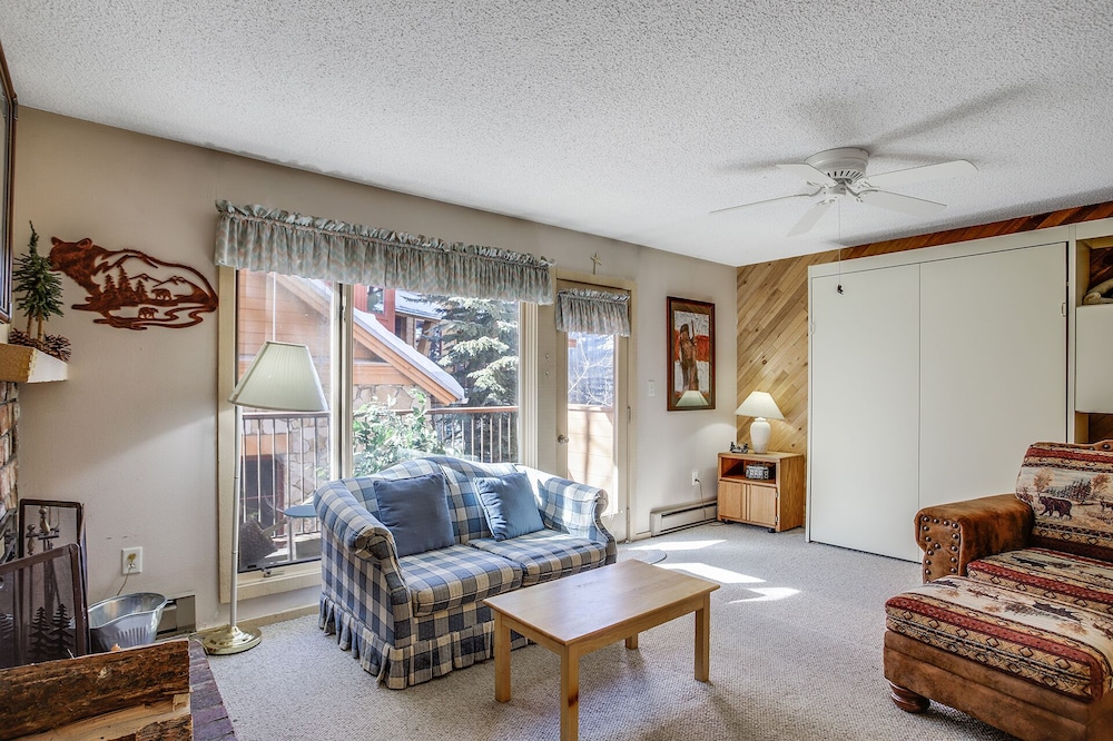 Standard Studio, 1 Bedroom, Hot Tub photo 3