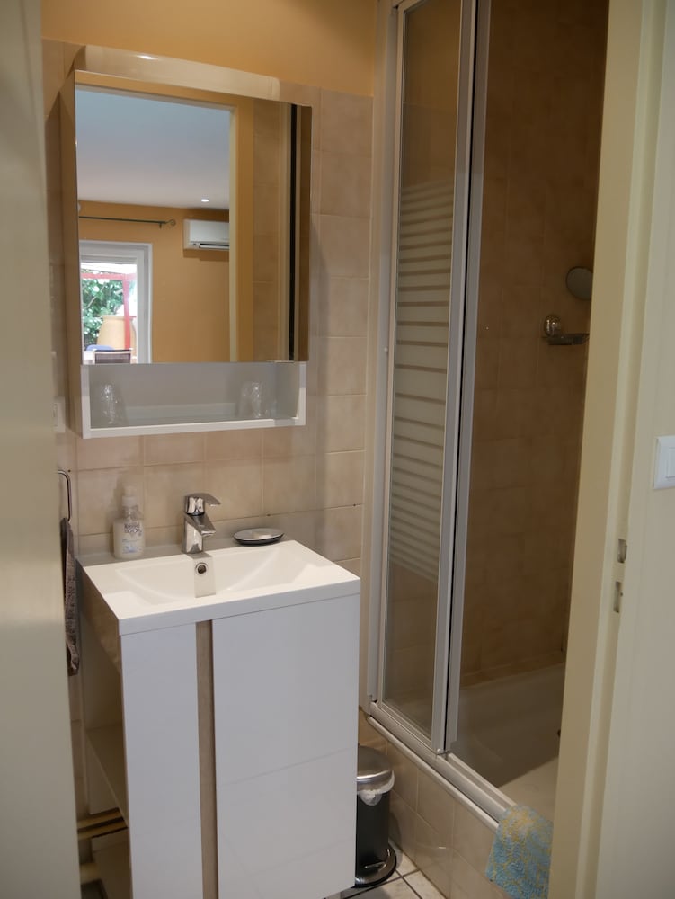 City Double Room photo 3