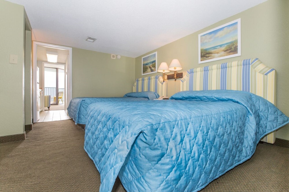 Suite, 1 Bedroom - Photo 1