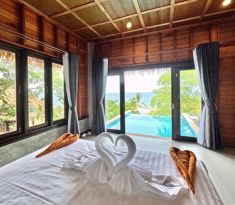 Villa with Private Pool (Free pick up and dop off at Mae Haad Pier) - Photo 5