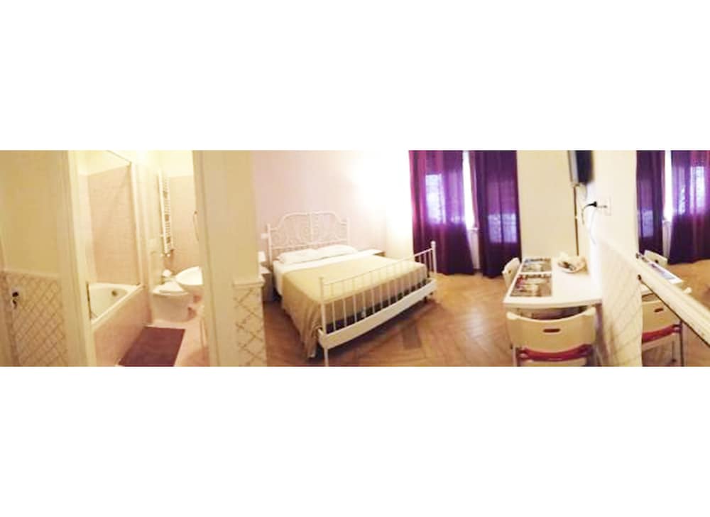 Double Room photo 3