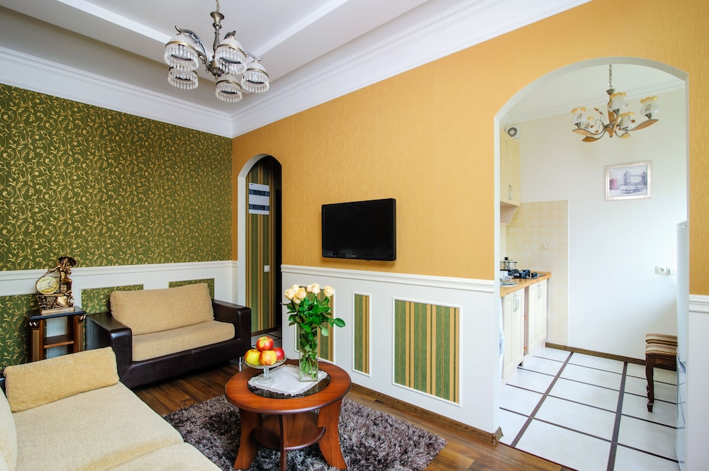 Basic Apartment, 1 Bedroom (Leningradskaya 3) photo 2