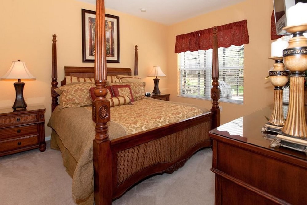 House, 5 Bedrooms