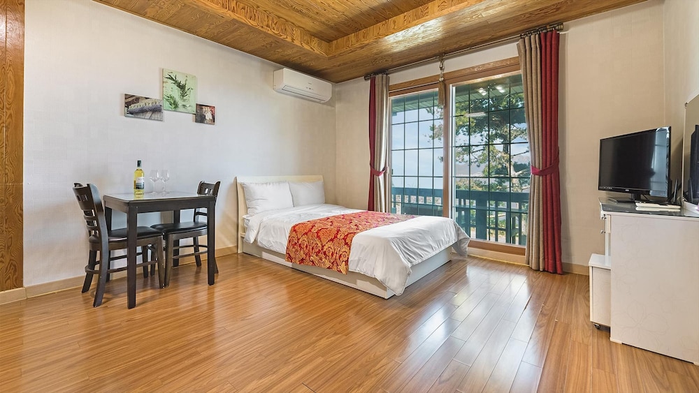 Basic Room, 1 Bedroom (Swan)