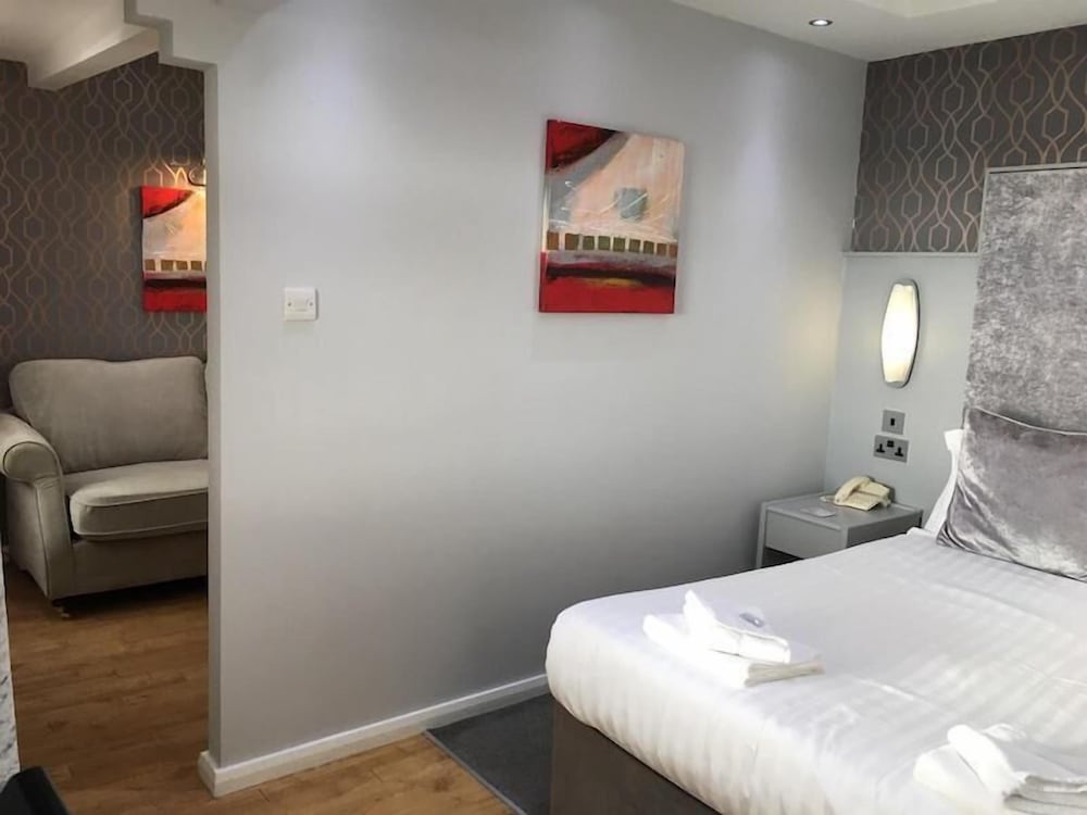 Suite, Sea View