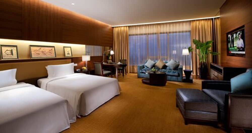 Elite Twin Room (High Floor) photo 2
