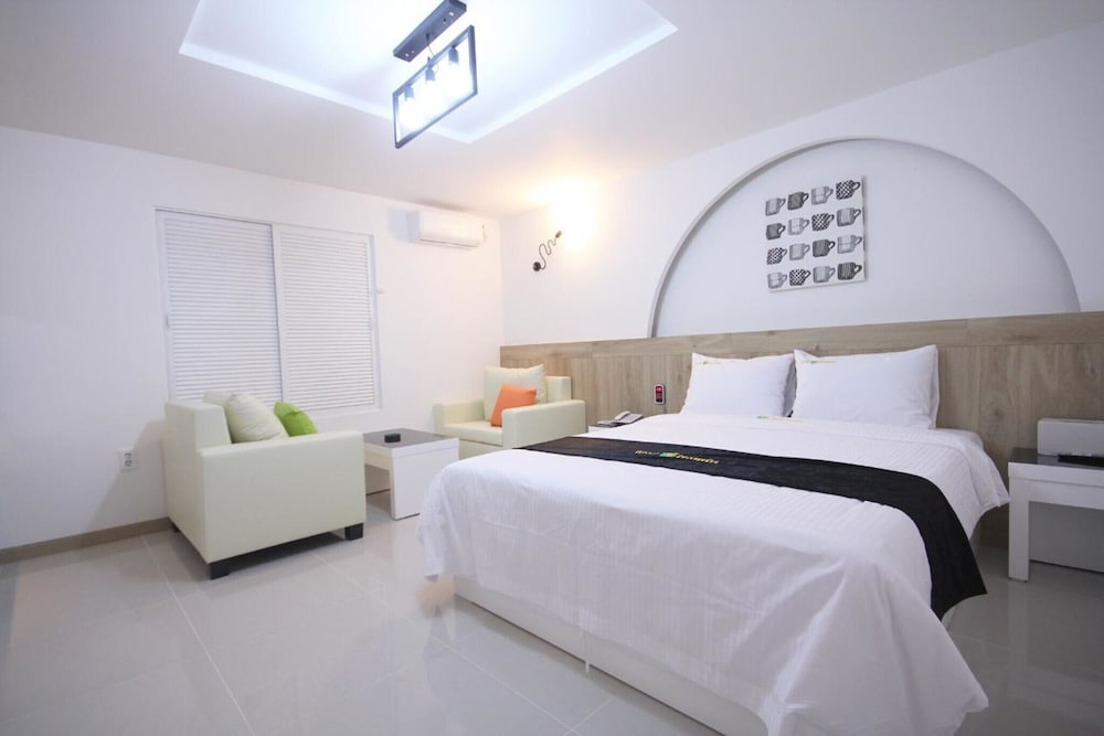 Room (Standard room) - Photo 6