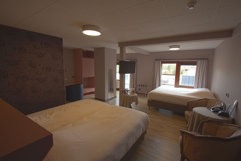 Quadruple Room photo 1