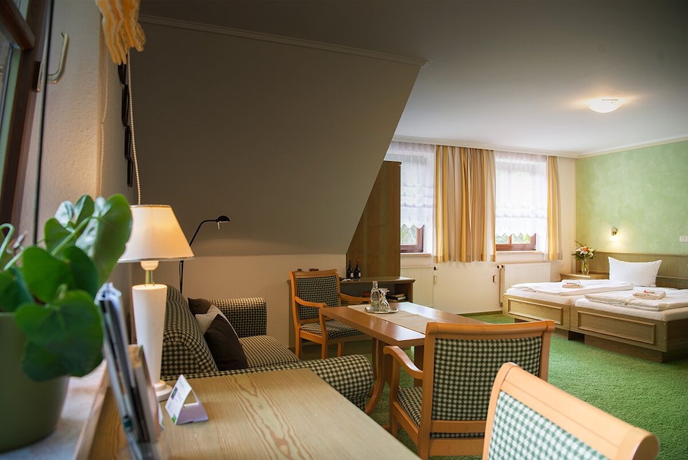 Standard Double Room - Photo 4