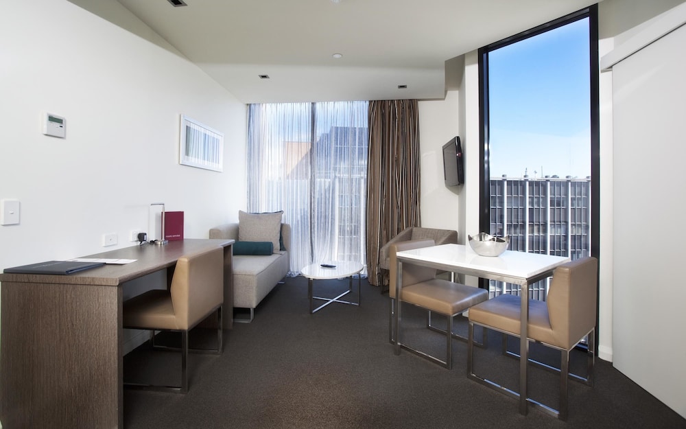 Executive Apartment, 1 Bedroom - Photo 6