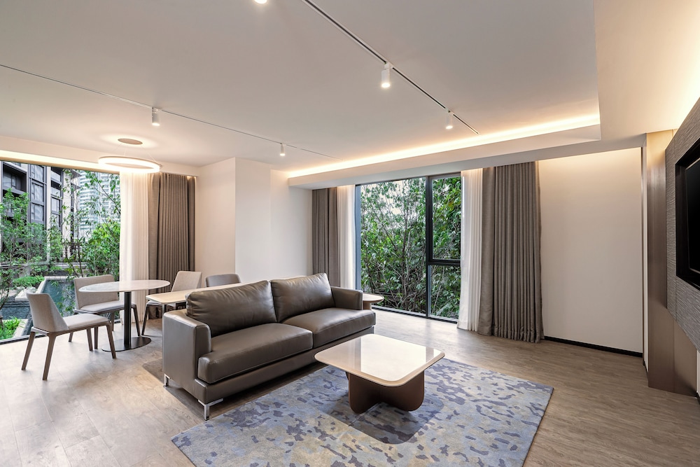One Bedroom Executive