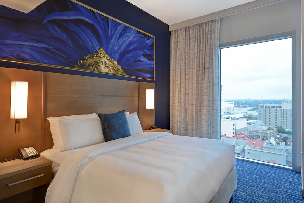 Studio, 1 King Bed, City View - Photo 3