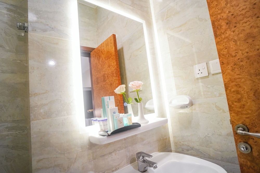 Standard Triple Room - Photo 6