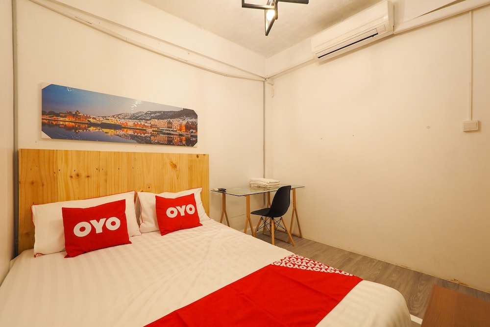 Premium Double Room, Shared Bathroom photo 3