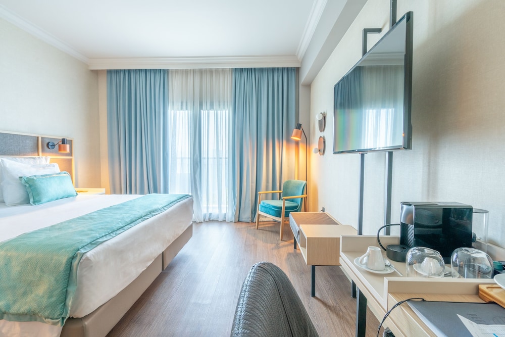 Superior Double Room, Sea View - Photo 2