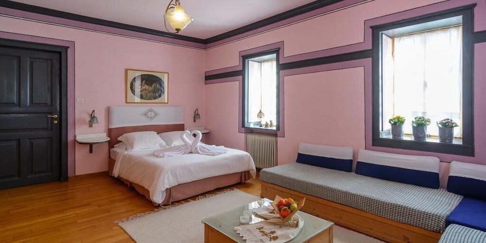 Family Double Room, Mountain View photo 2