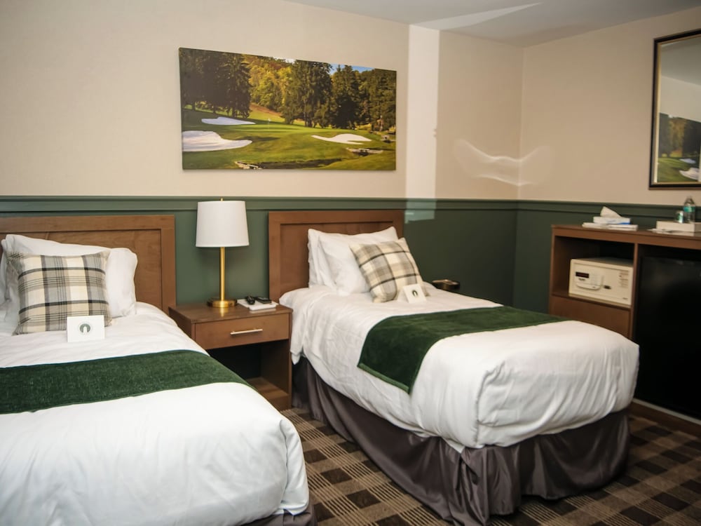 Classic Double or Twin Room, Golf View