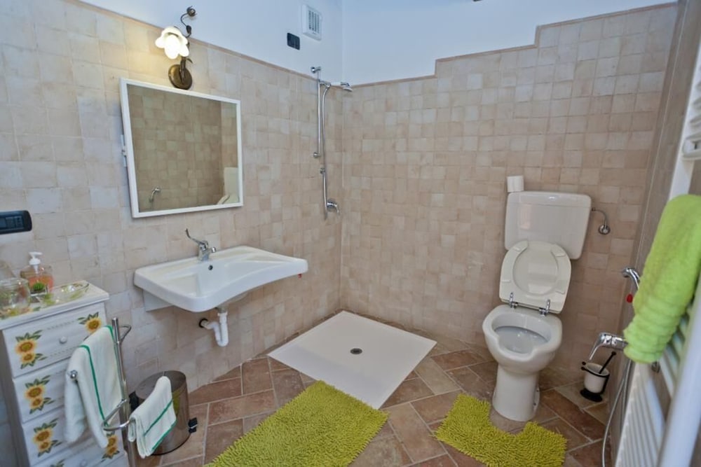 Quadruple Room photo 3