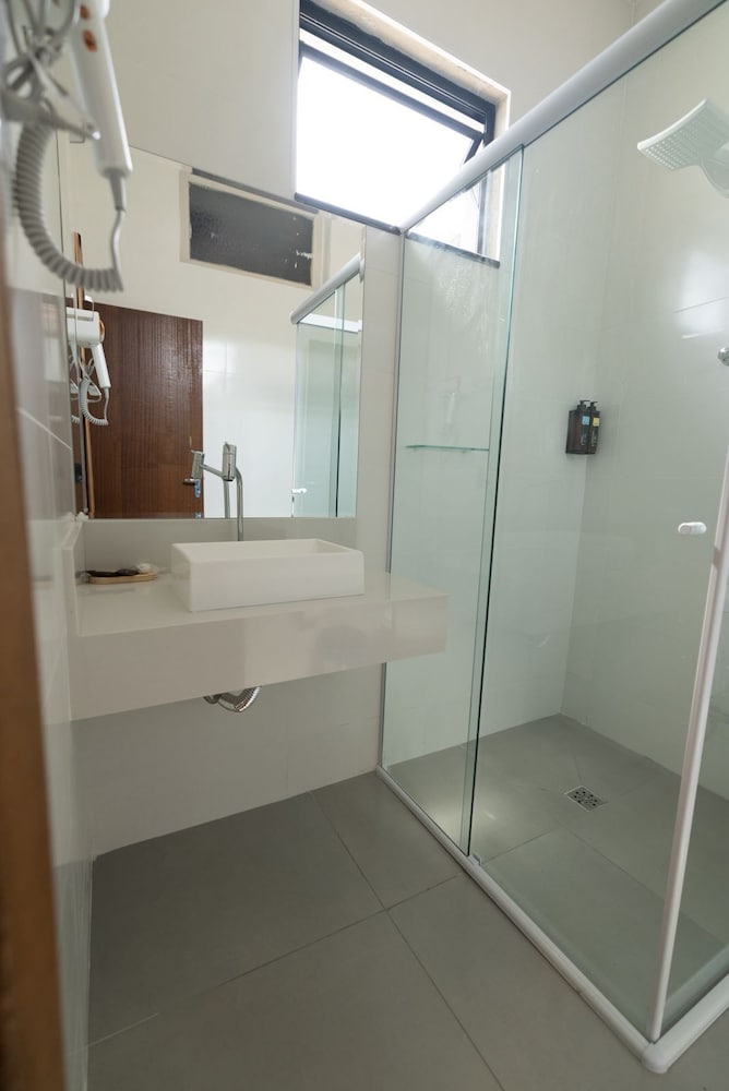 Triple Room, 3 Twin Beds, City View photo 3