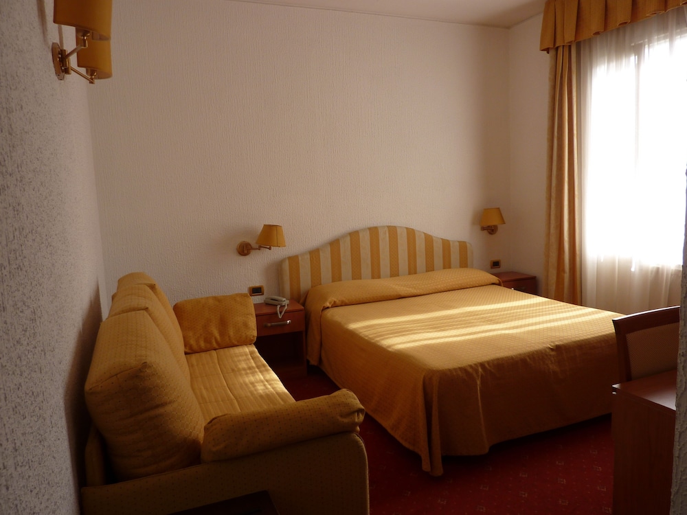 Superior Double Room - Photo 14