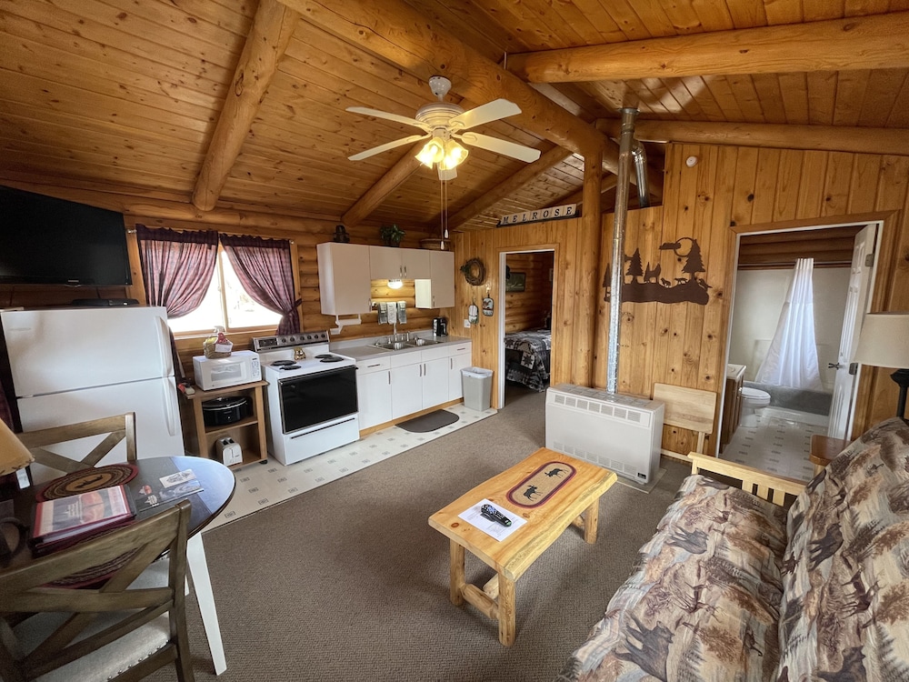 Standard Cabin, 1 Bedroom, Mountain View, Mountainside photo 2