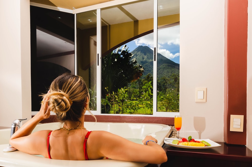 Junior Suite, Balcony - Photo 11
