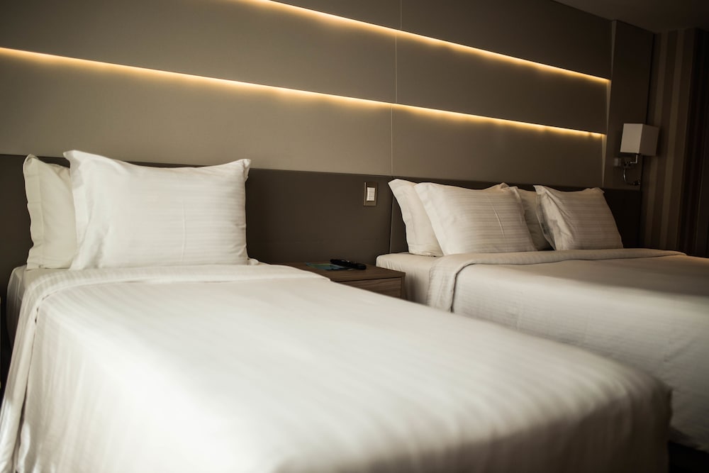 Luxury Twin Room, 2 Twin Beds photo 3