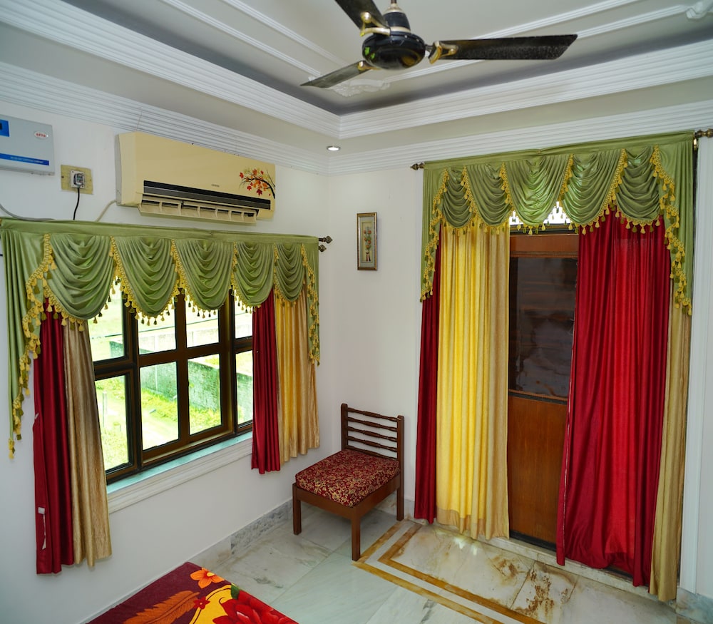 Plaza Junior Suite photo 3