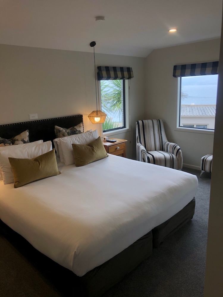 Superior Apartment, 1 Bedroom, Balcony, Lake View photo 2